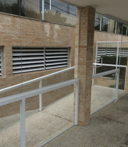 Guarda-corpo de Vidro - Vidraçaria CM Vidros